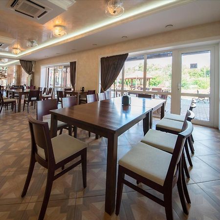 فندق Venckai Venckuose المظهر الخارجي الصورة